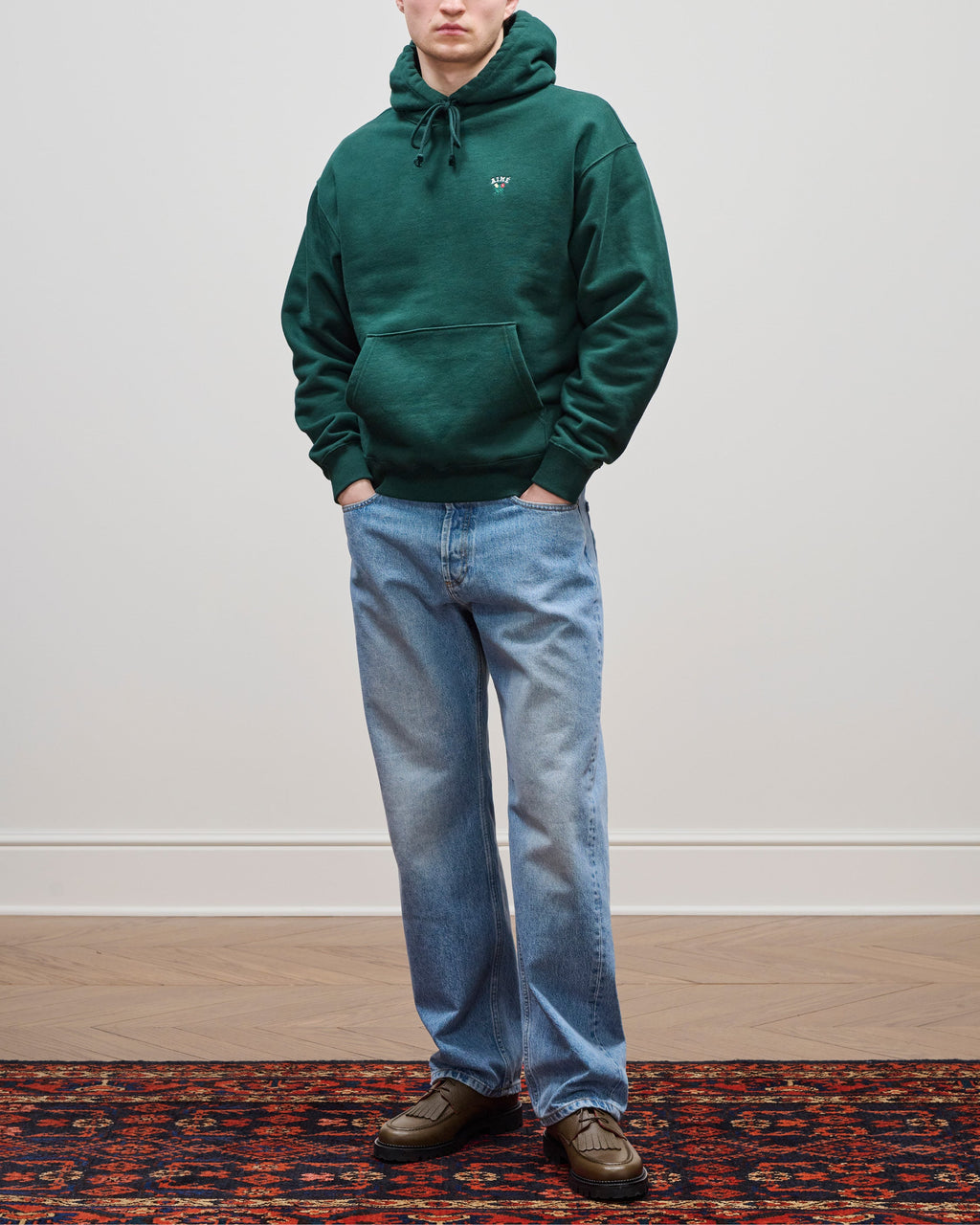 Crest     Hoodie